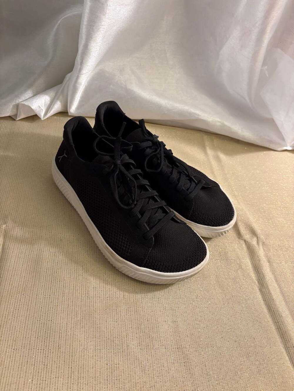 Flux Adapt Knit Trainer Size M 8 / W 9.5 Black